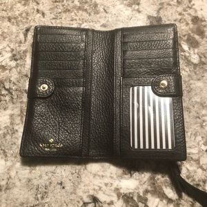 Black wallet Kate Spade